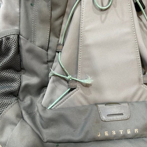 The North Face Women’s Jester Gray Blue Athletic Backpack - Picture 3 of 8
